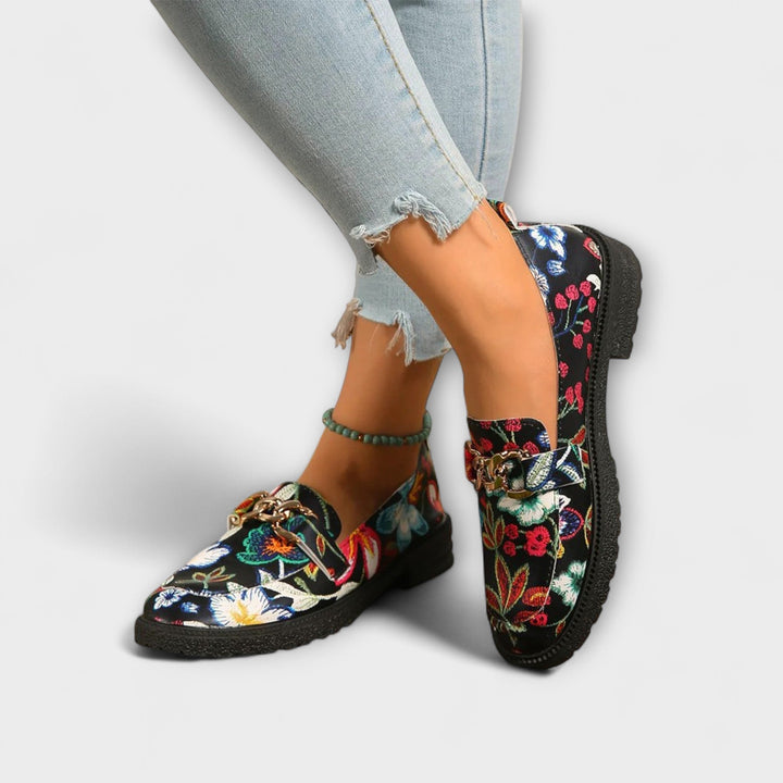Orla – Lillemustriga Värvilised Loaferid
