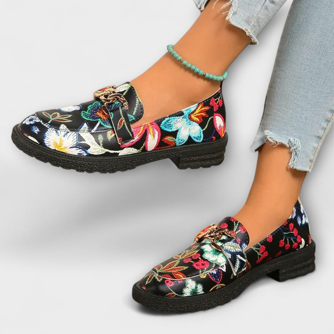 Orla – Lillemustriga Värvilised Loaferid