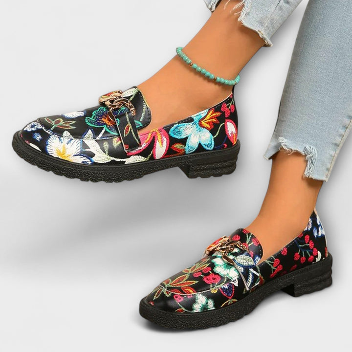 Orla – Lillemustriga Värvilised Loaferid
